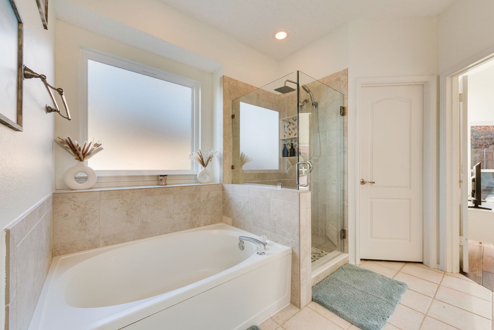 Soaking tub and walk-in shower